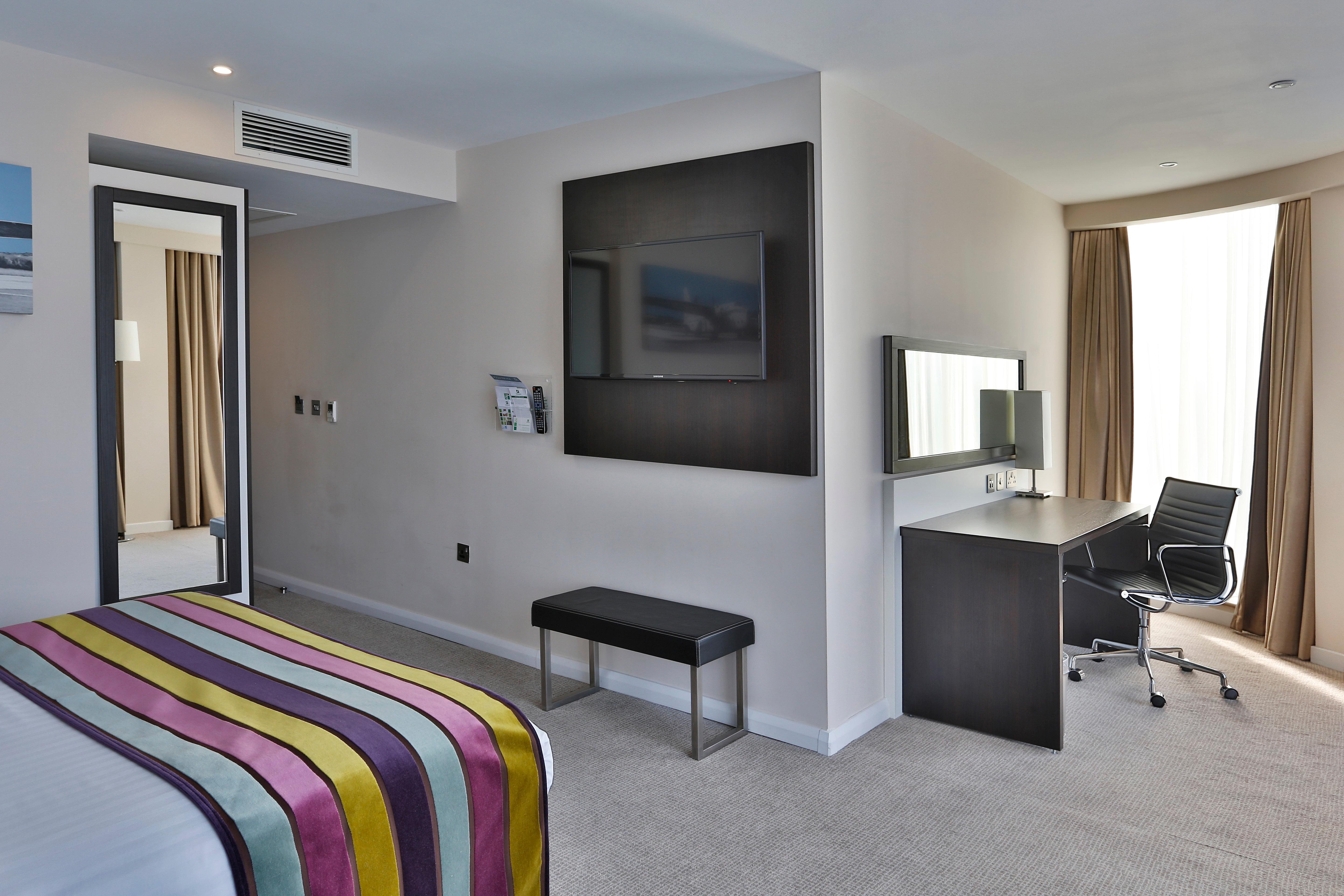 Holiday Inn Southend By Ihg Εξωτερικό φωτογραφία