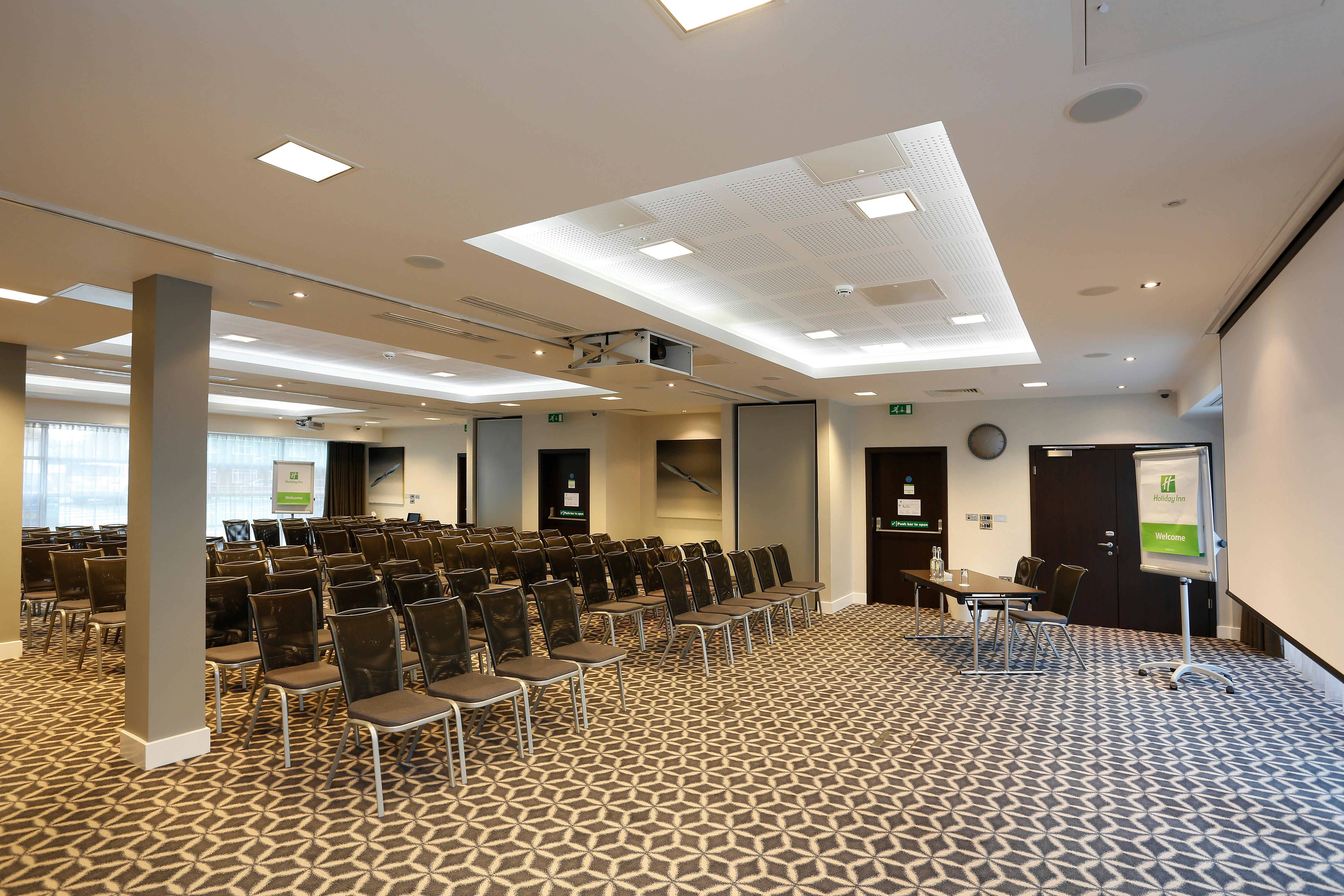 Holiday Inn Southend By Ihg Εξωτερικό φωτογραφία