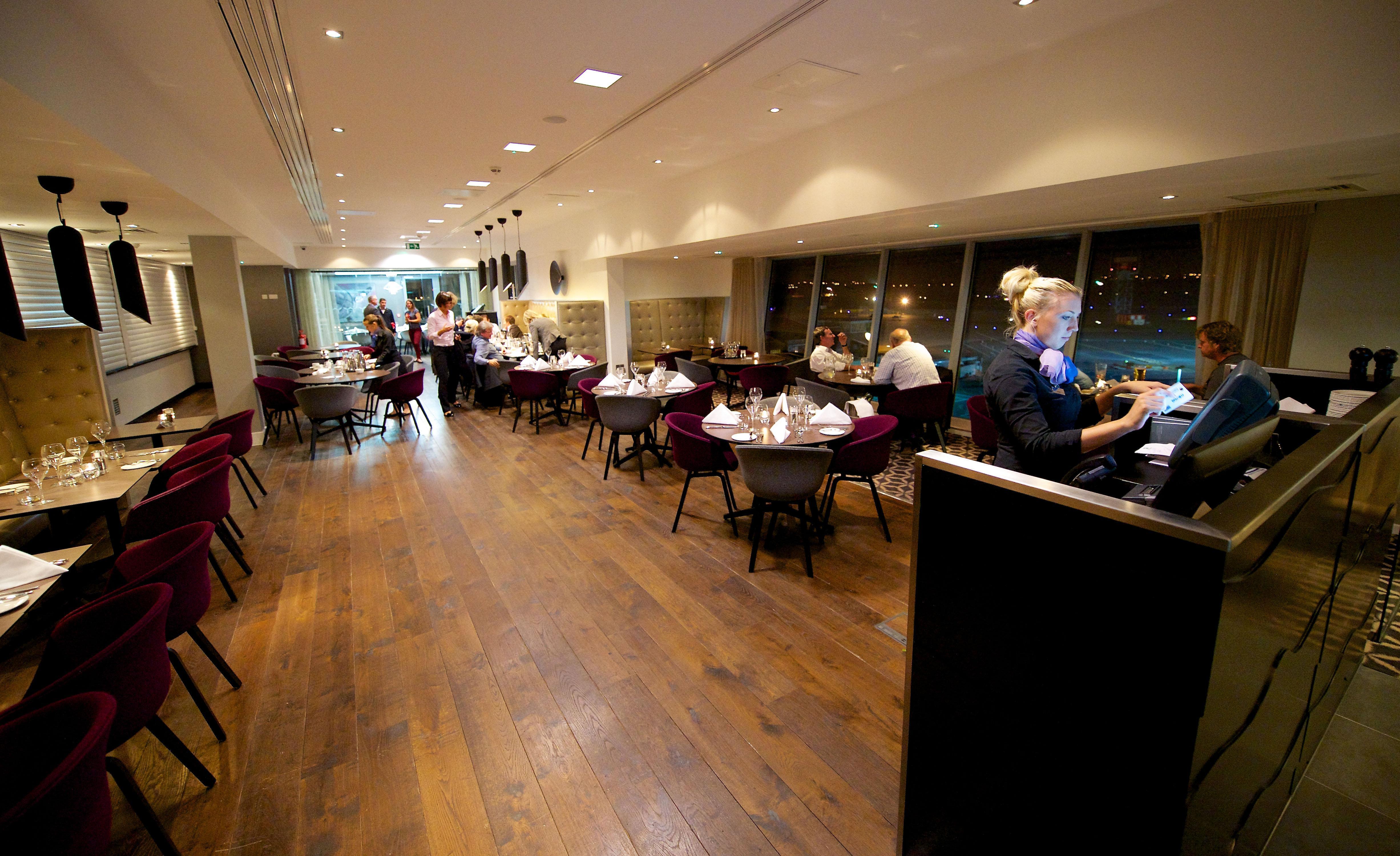 Holiday Inn Southend By Ihg Εξωτερικό φωτογραφία
