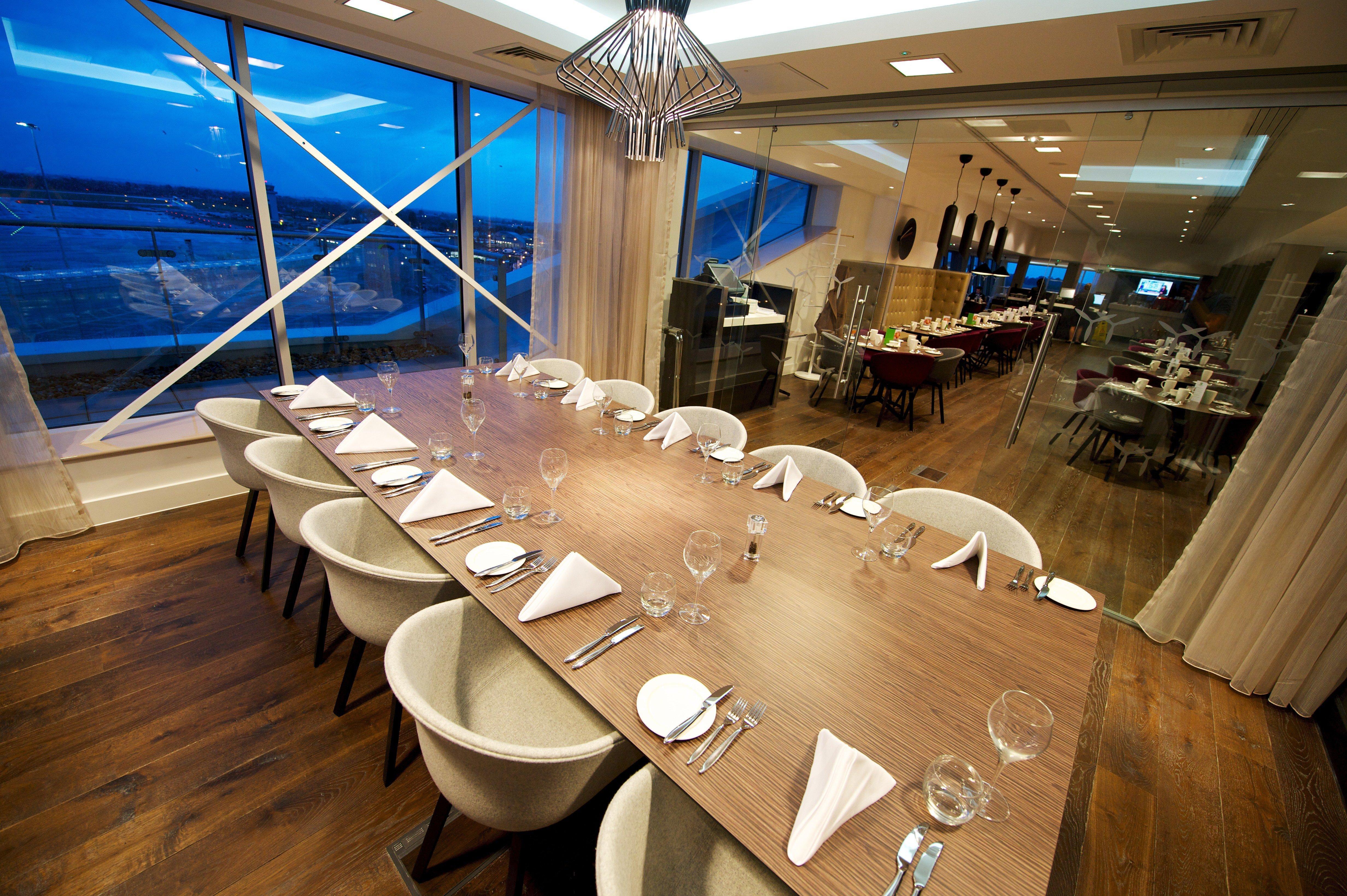 Holiday Inn Southend By Ihg Εξωτερικό φωτογραφία
