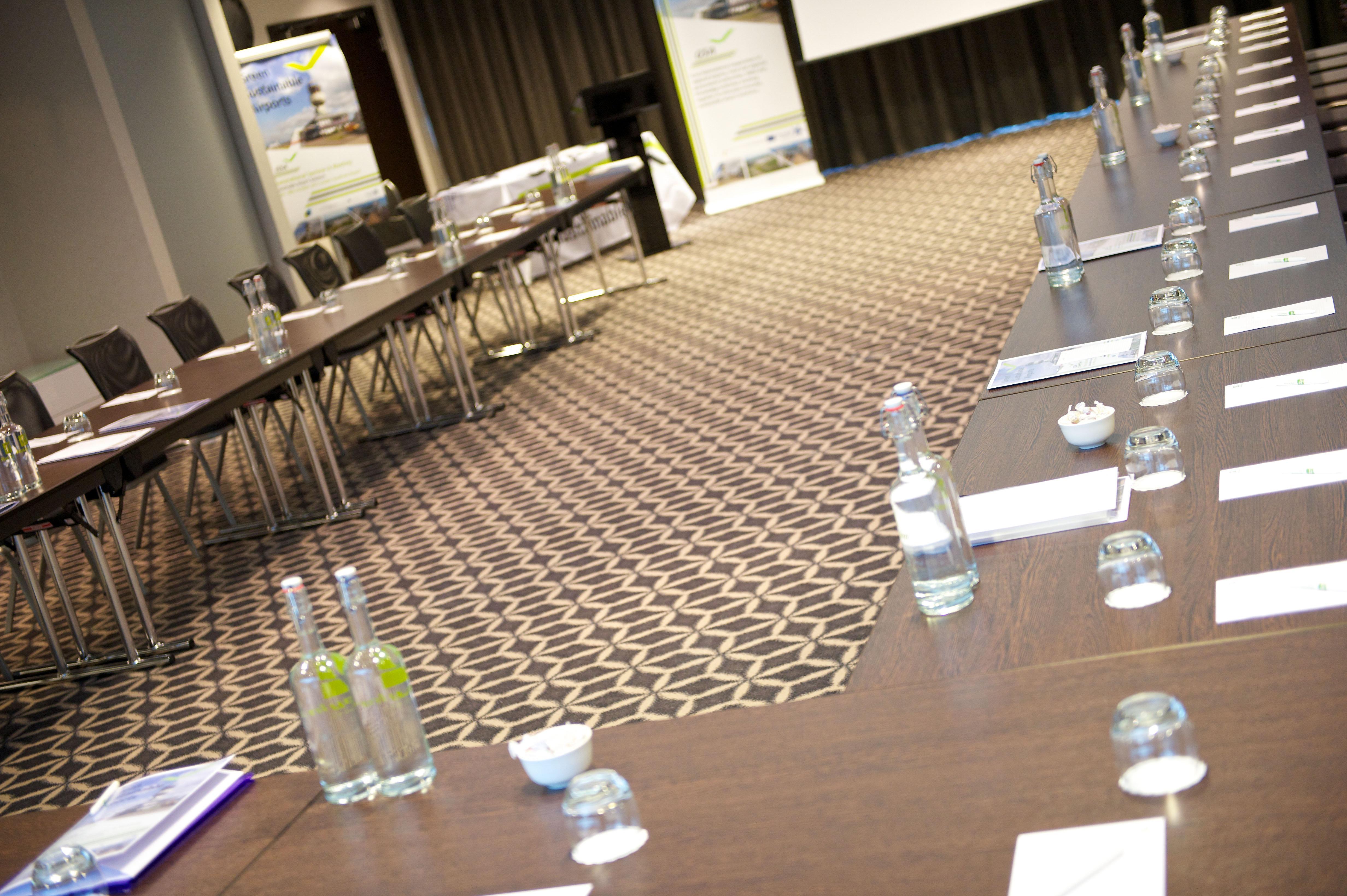 Holiday Inn Southend By Ihg Εξωτερικό φωτογραφία