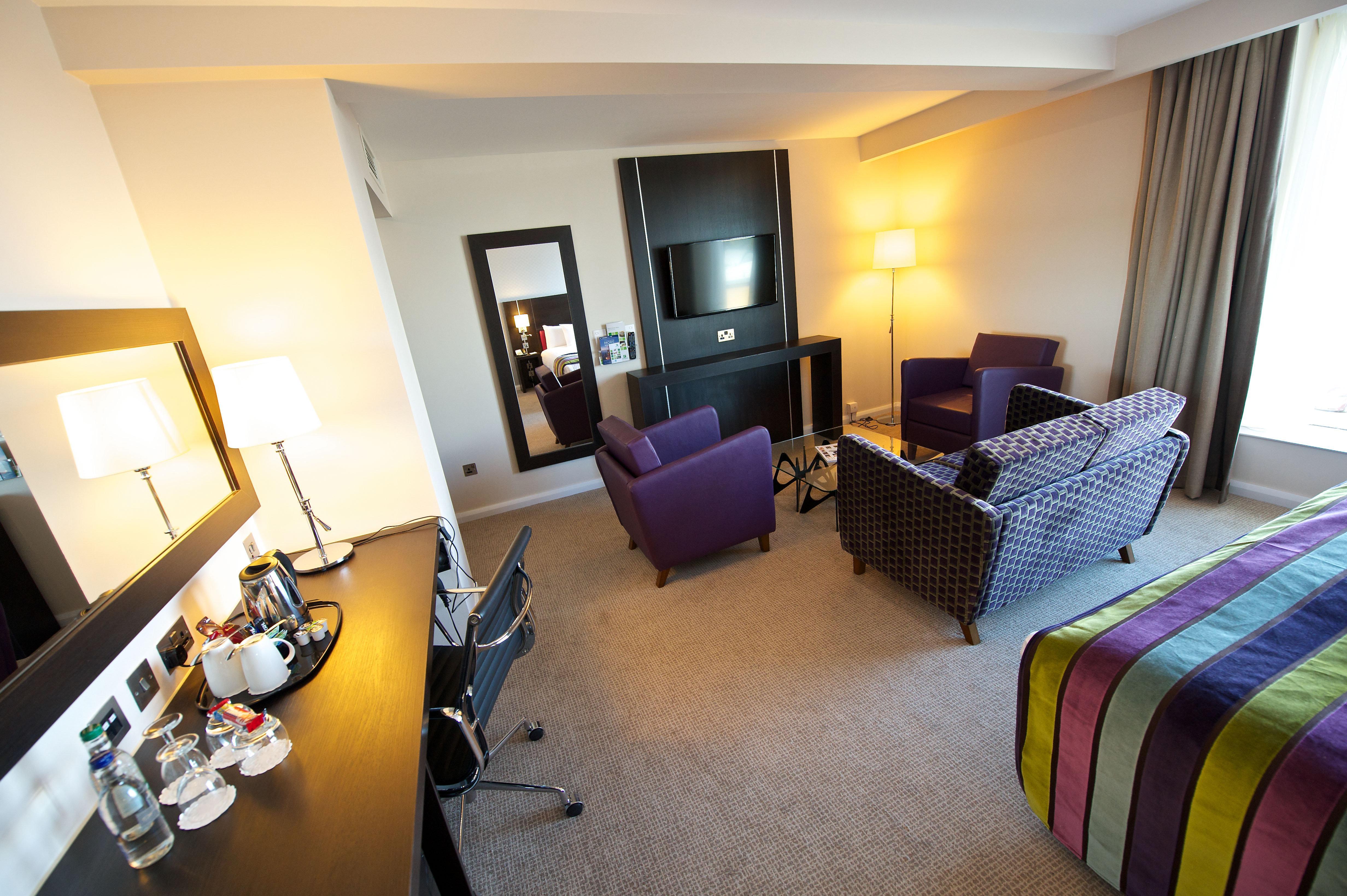 Holiday Inn Southend By Ihg Εξωτερικό φωτογραφία