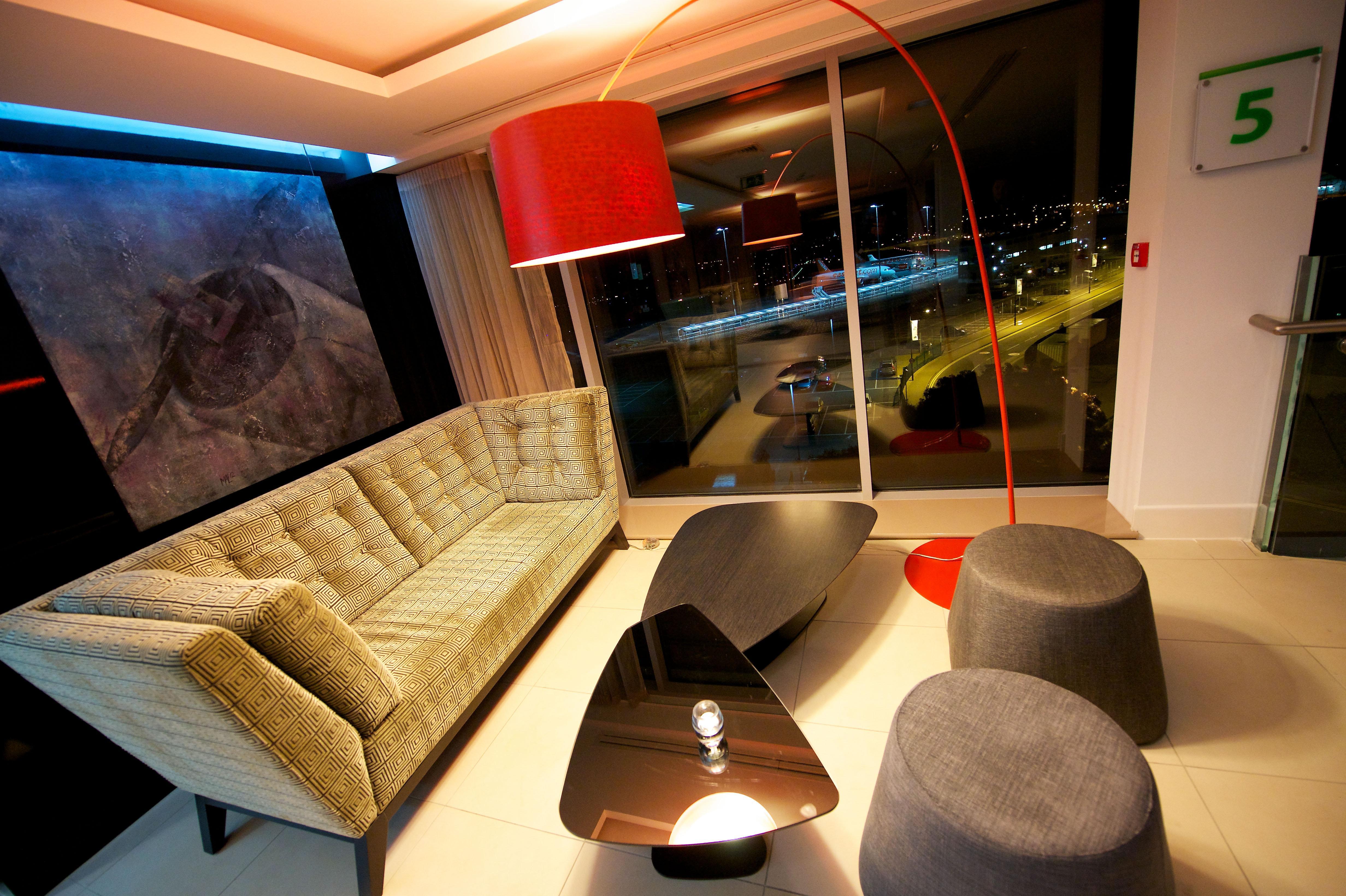 Holiday Inn Southend By Ihg Εξωτερικό φωτογραφία